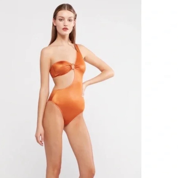 Oseree Glow Asymmetric cut out one shoulder one piece swimsuit. NWOT - Picture 3 of 15